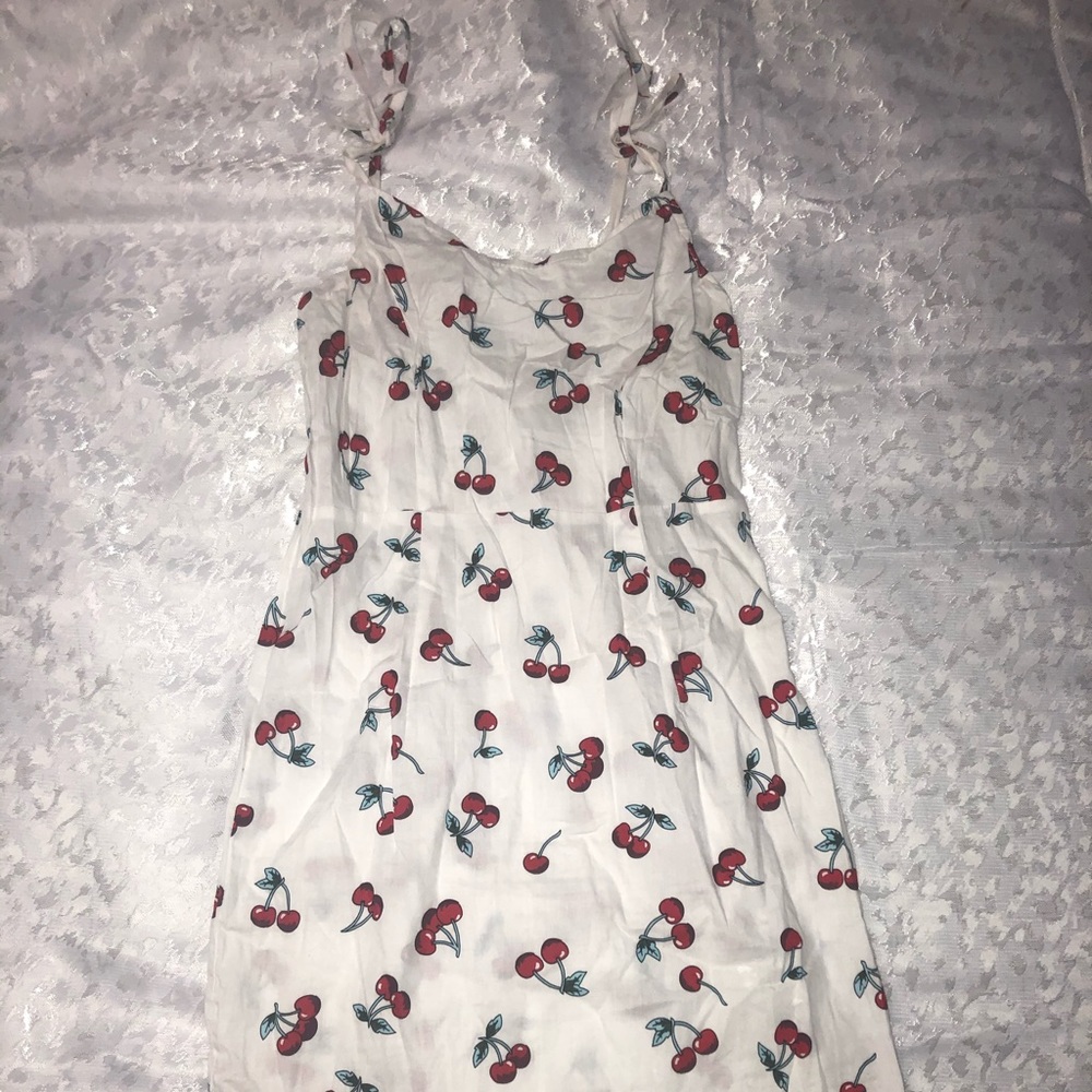 White cherry designed maxi dress